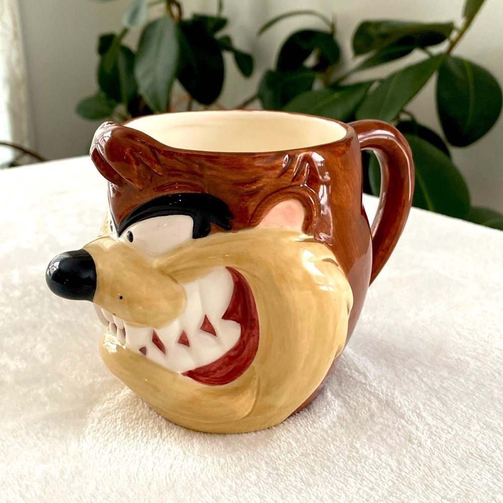 Taz Vintage Tasmanian Devil Looney Tunes 3D All Teeth 1995 (30 year old) Mug.